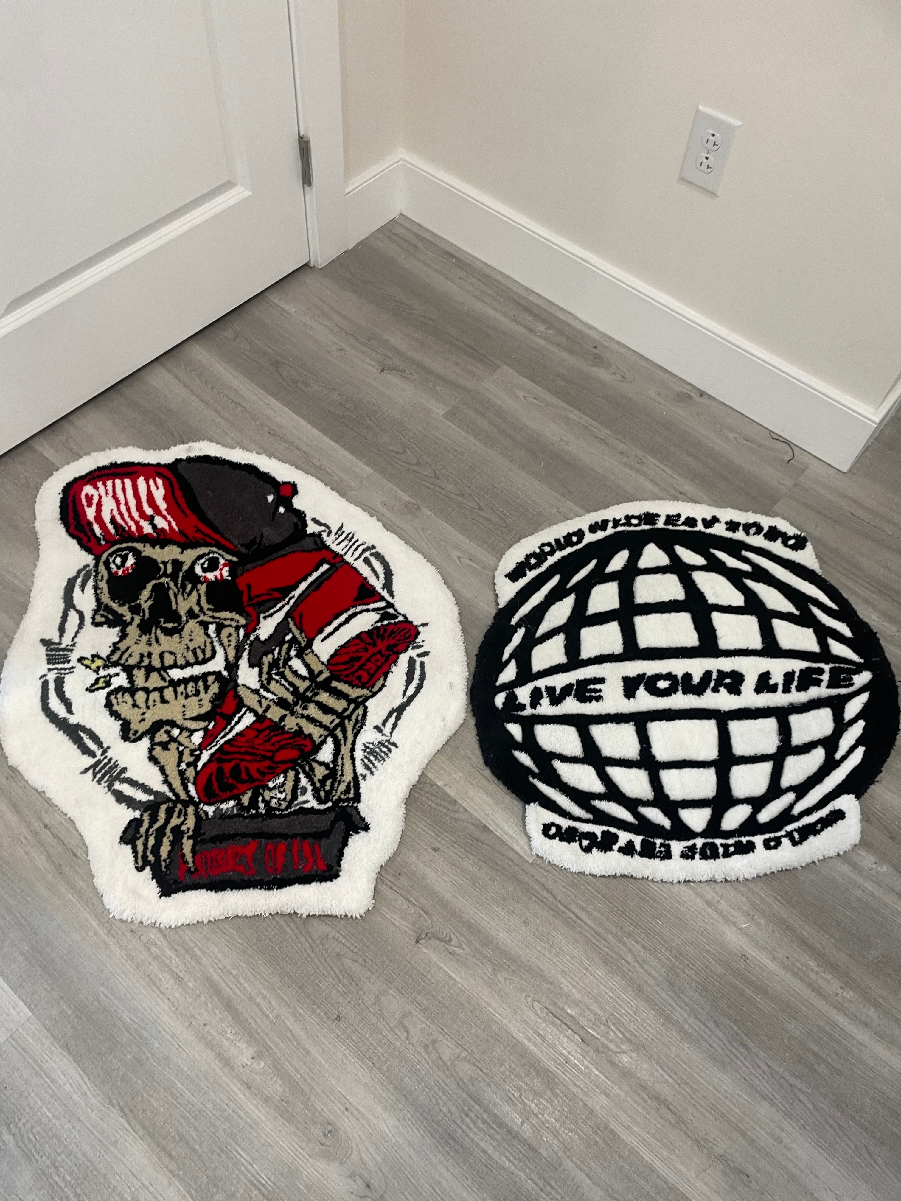 RUGS